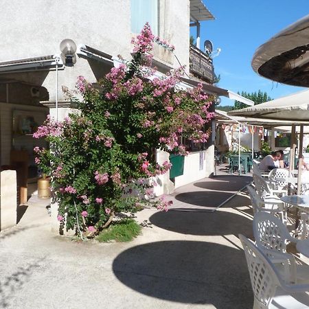 Hotel Camping L'Eau Vive Dauphin Exterior foto