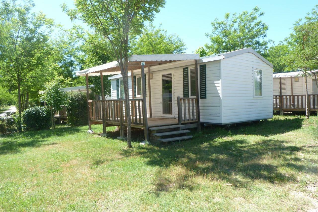 Hotel Camping L'Eau Vive Dauphin Exterior foto